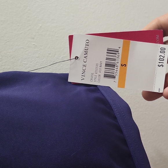 Nwt swimwear top - Picture 4 of 4